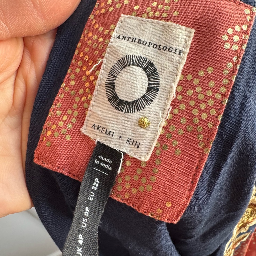 Anthropologie Akemi + Kin Navy and Gold Top - Picture 9 of 11